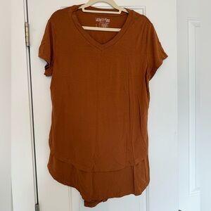 Latched Mama V-neck Nursing Tee